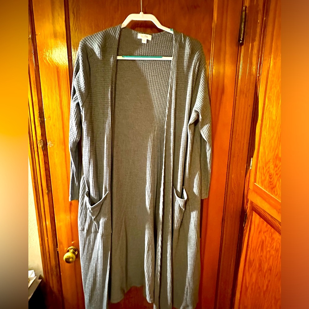 LuLaRoe Large Sarah